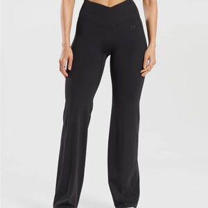 Crossover regular flared legging